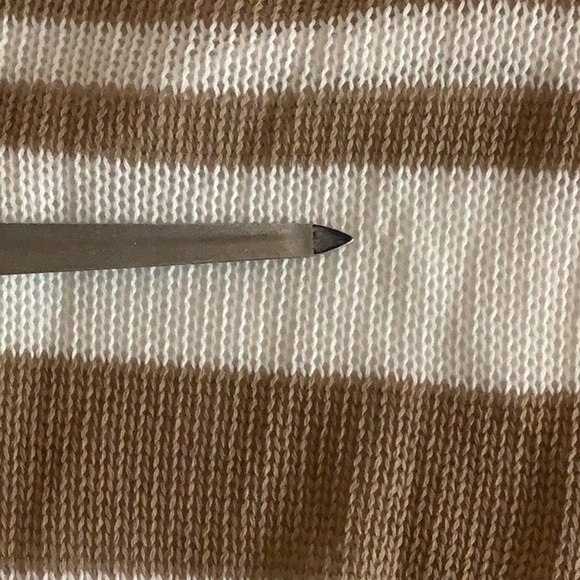 Cha Cha Striped Side Slit marked size 3X but would fit an extra large. New - Picture 9 of 10